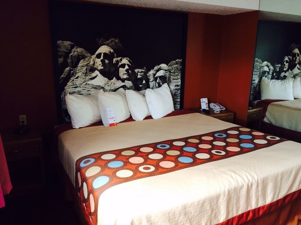 Hotel Super 8 By Wyndham Chadron Ne Esterno foto